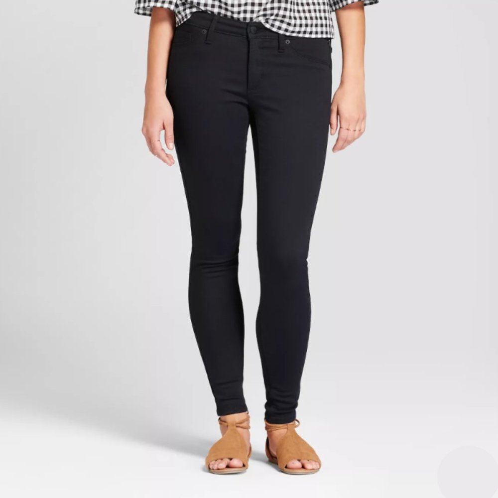 Universal Thread Women's Mid-Rise Slim Jegging